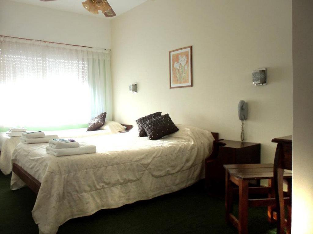 Dino'S Hotel Villa Gesell Cameră foto